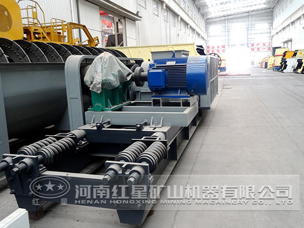 藍(lán)閃石對(duì)輥式破碎機(jī)