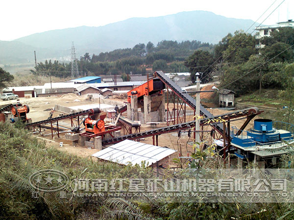 制砂生產(chǎn)線現(xiàn)場(chǎng) 制砂生產(chǎn)線現(xiàn)場(chǎng)