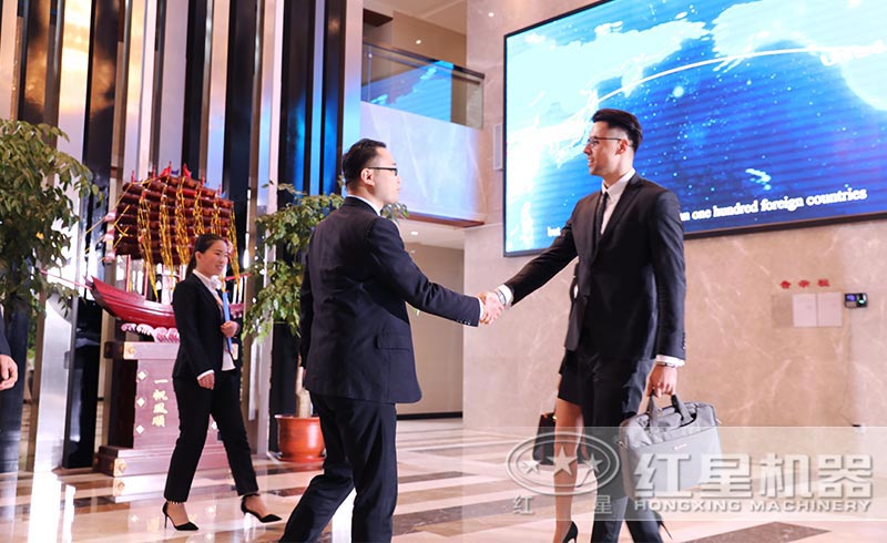 客戶(hù)來(lái)廠(chǎng)參觀(guān) 客戶(hù)來(lái)廠(chǎng)參觀(guān)