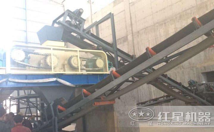 對輥制砂機客戶現場 對輥制砂機客戶現場