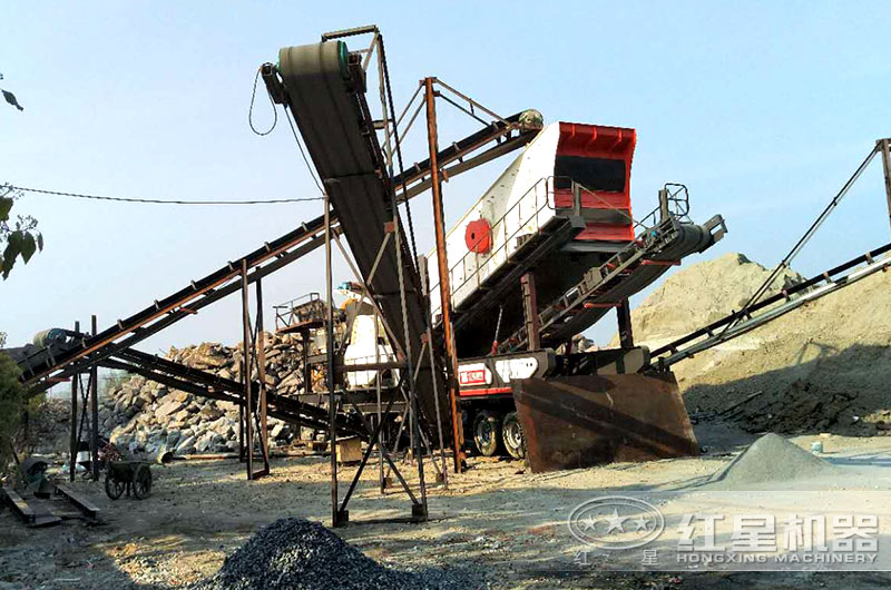 移動(dòng)制砂生產(chǎn)現(xiàn)場(chǎng) 移動(dòng)制砂生產(chǎn)現(xiàn)場(chǎng)