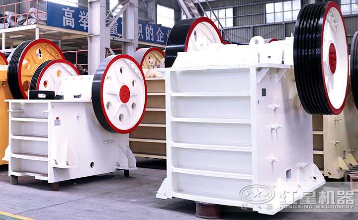 顎式破碎機設備實拍圖 顎式破碎機設備實拍圖