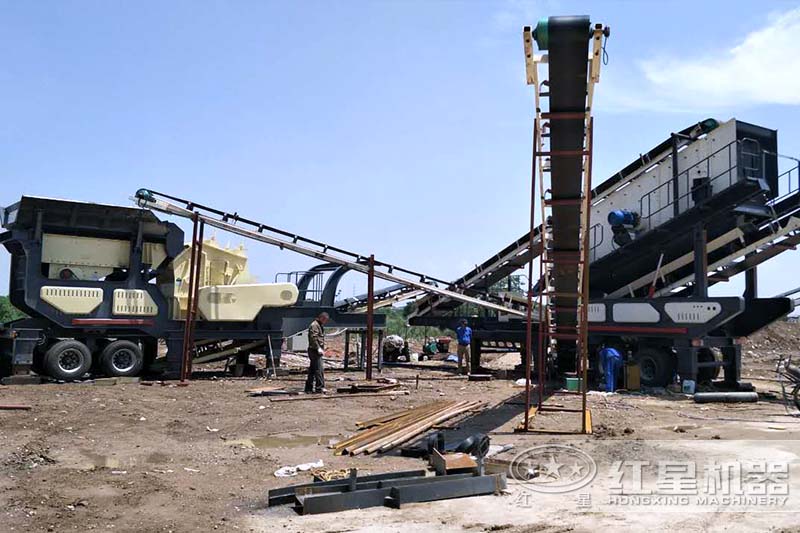 吉林小型移動(dòng)破碎制砂機(jī)生產(chǎn)現(xiàn)場(chǎng) 吉林小型移動(dòng)破碎制砂機(jī)生產(chǎn)現(xiàn)場(chǎng)